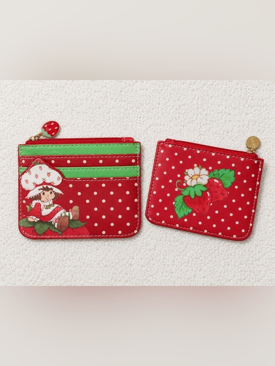 Handbags - Vintage-Inspired Strawberry Shortcake Credit Card Wallet